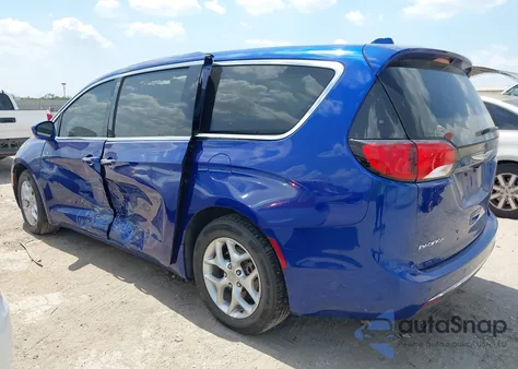 2019 Chrysler Pacifica Touring Plus z USA, uszkodzony, nr VIN 2C4RC1FG4KR706308